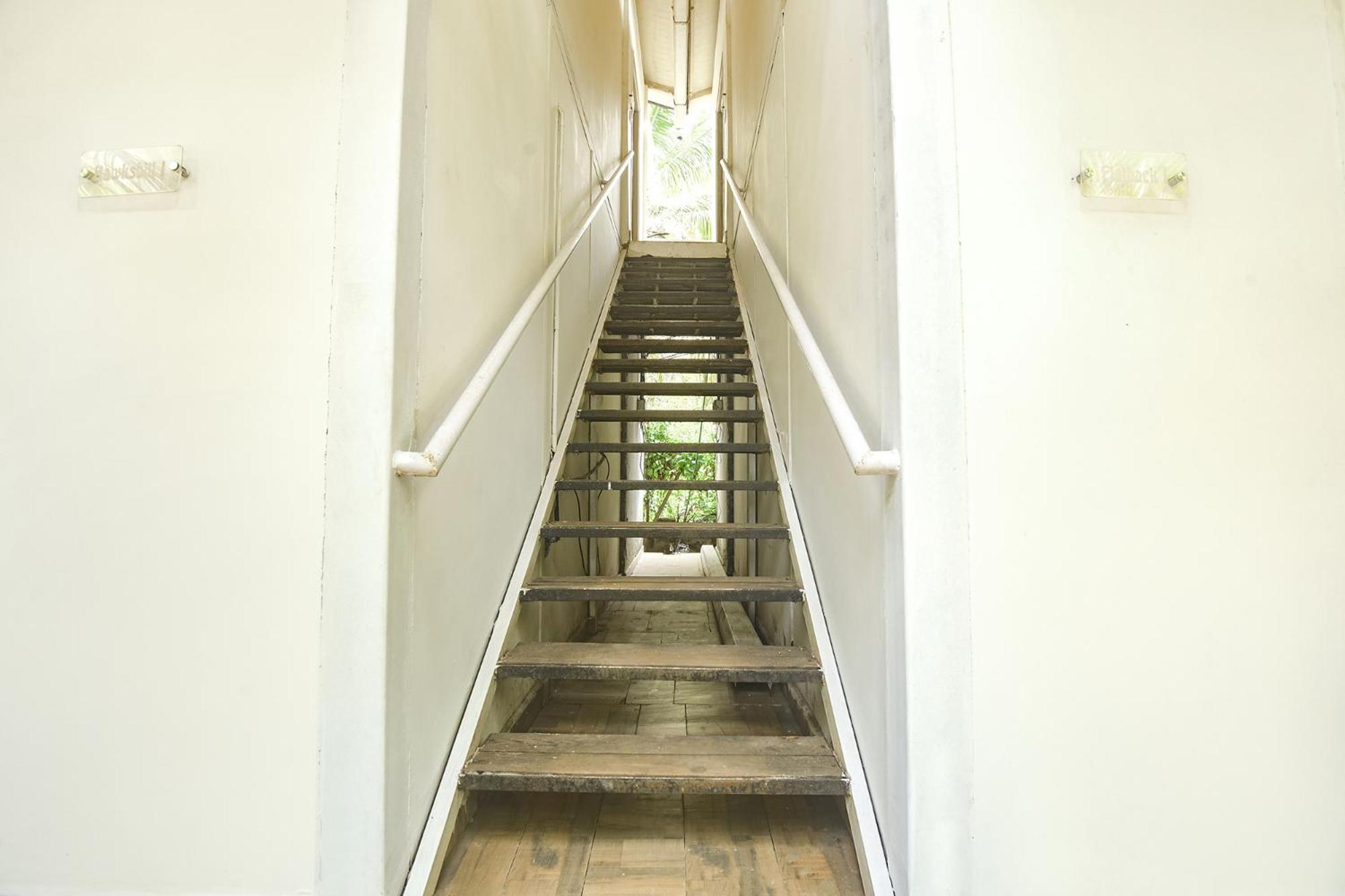 Fabhotel La Volga - Nr Morjim Beach Bagian luar foto